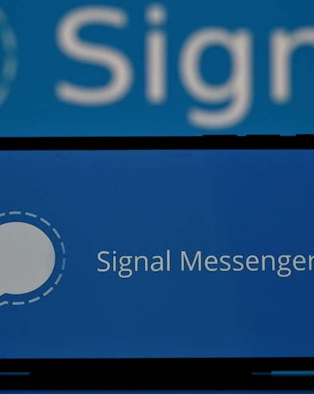 Signal 是否会保存服务器日志？